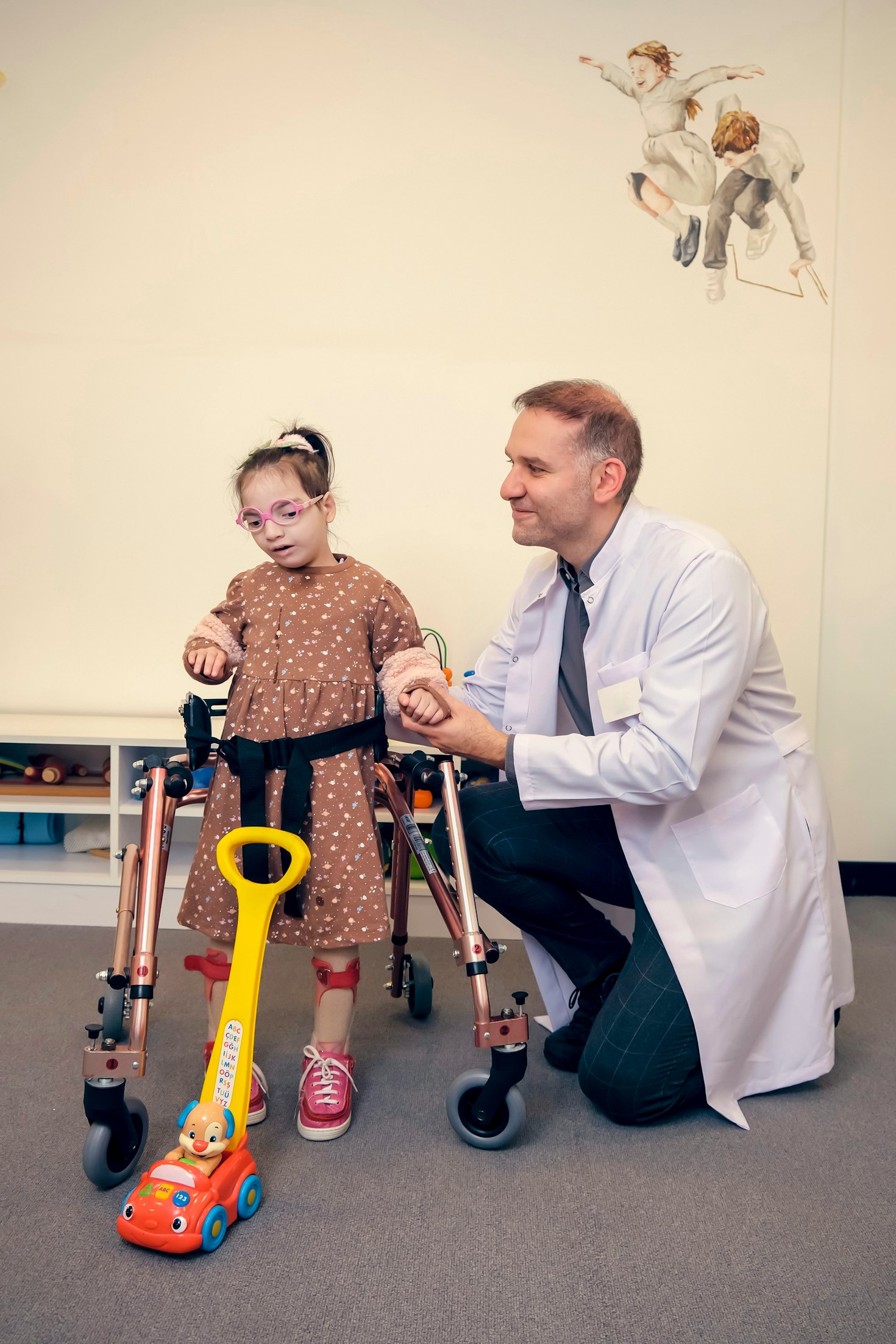 Rehabilitacja pooperacyjna – jak bezpiecznie wrócić do formy?